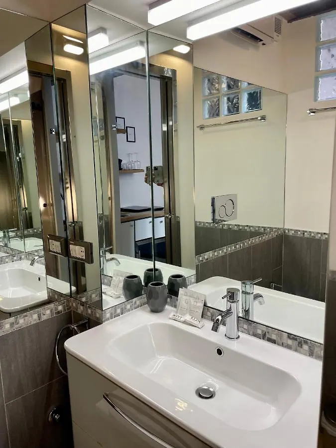 Jef Apartments Fontana Di Trevi Loft, Roma Италия